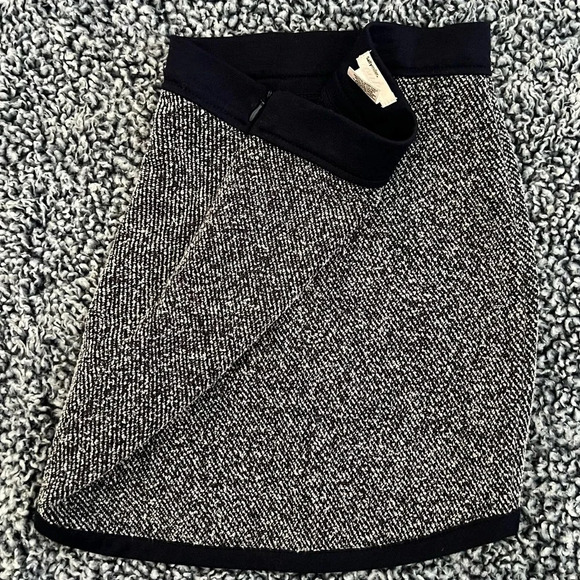 Sally Miller Couture - Girls Skirt - Size 10 - Picture 7 of 9